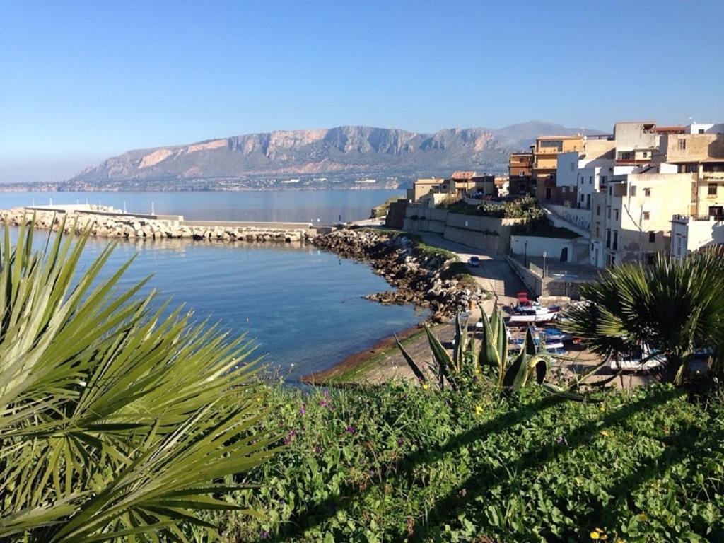 Case Vacanze Russo Villa Трапето Екстериор снимка