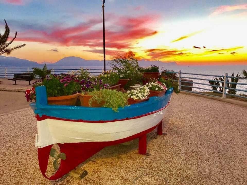 Case Vacanze Russo Villa Трапето Екстериор снимка